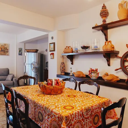 בית נופש Monia House