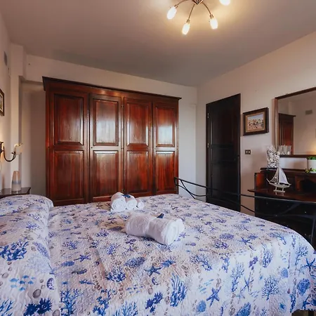 Monia House סנטה פלביה