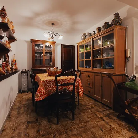 Monia House בית נופש סנטה פלביה