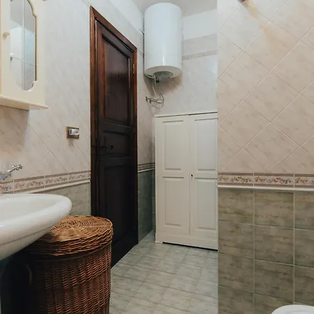 Monia House סנטה פלביה
